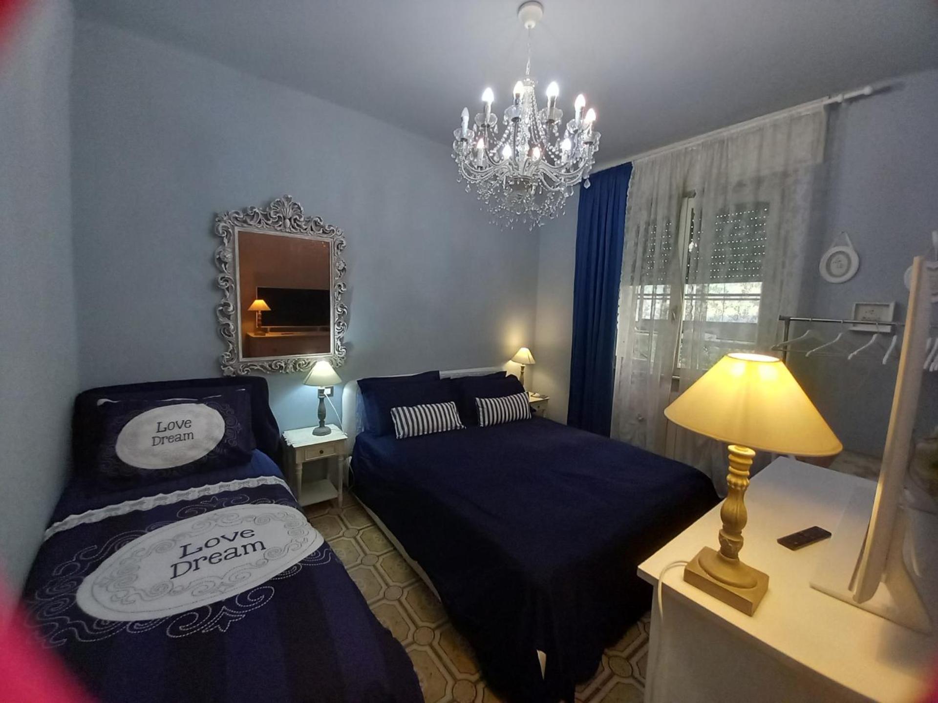 Italian Vintage House Apartment โกโม ภายนอก รูปภาพ
