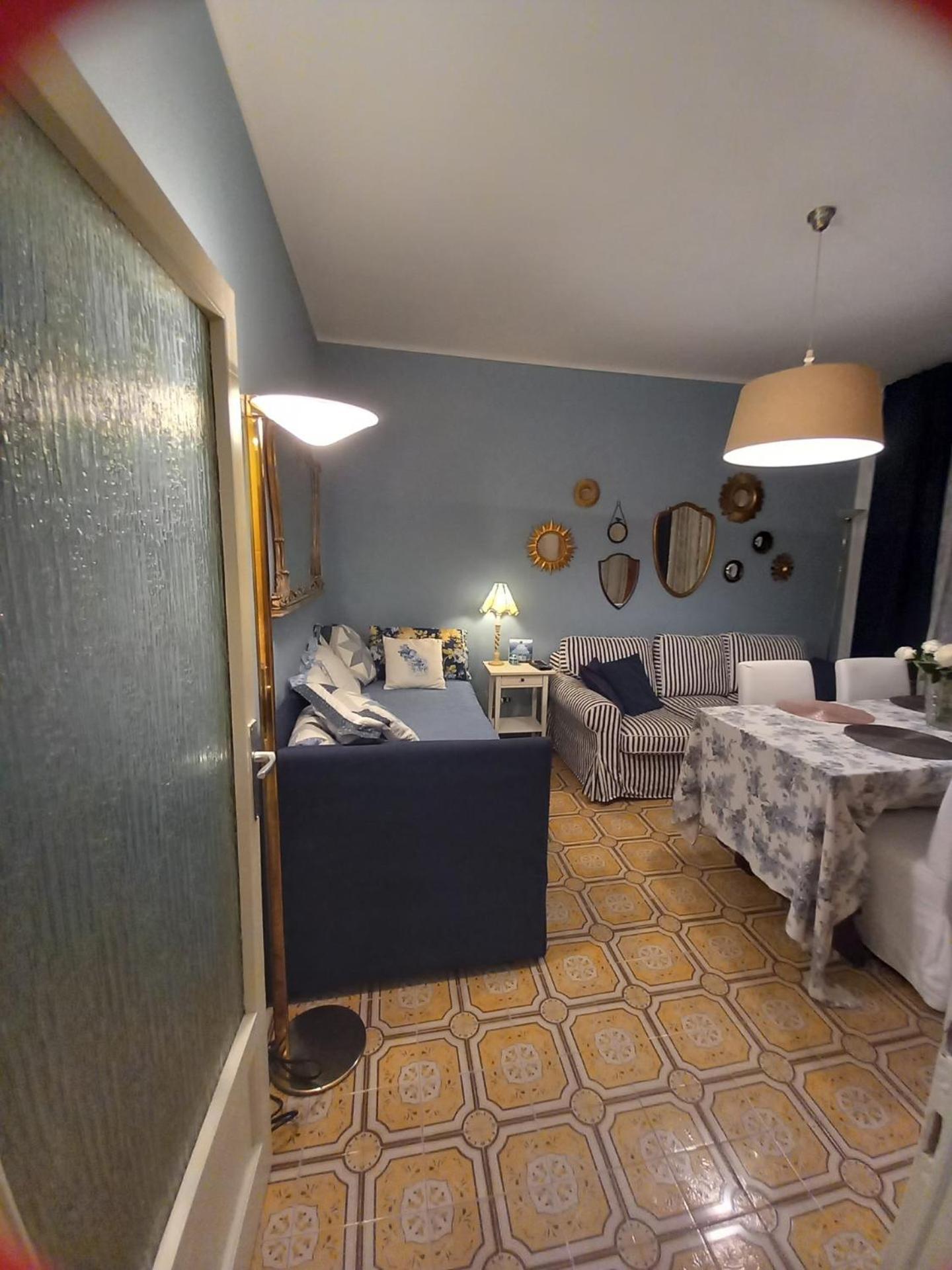 Italian Vintage House Apartment โกโม ภายนอก รูปภาพ