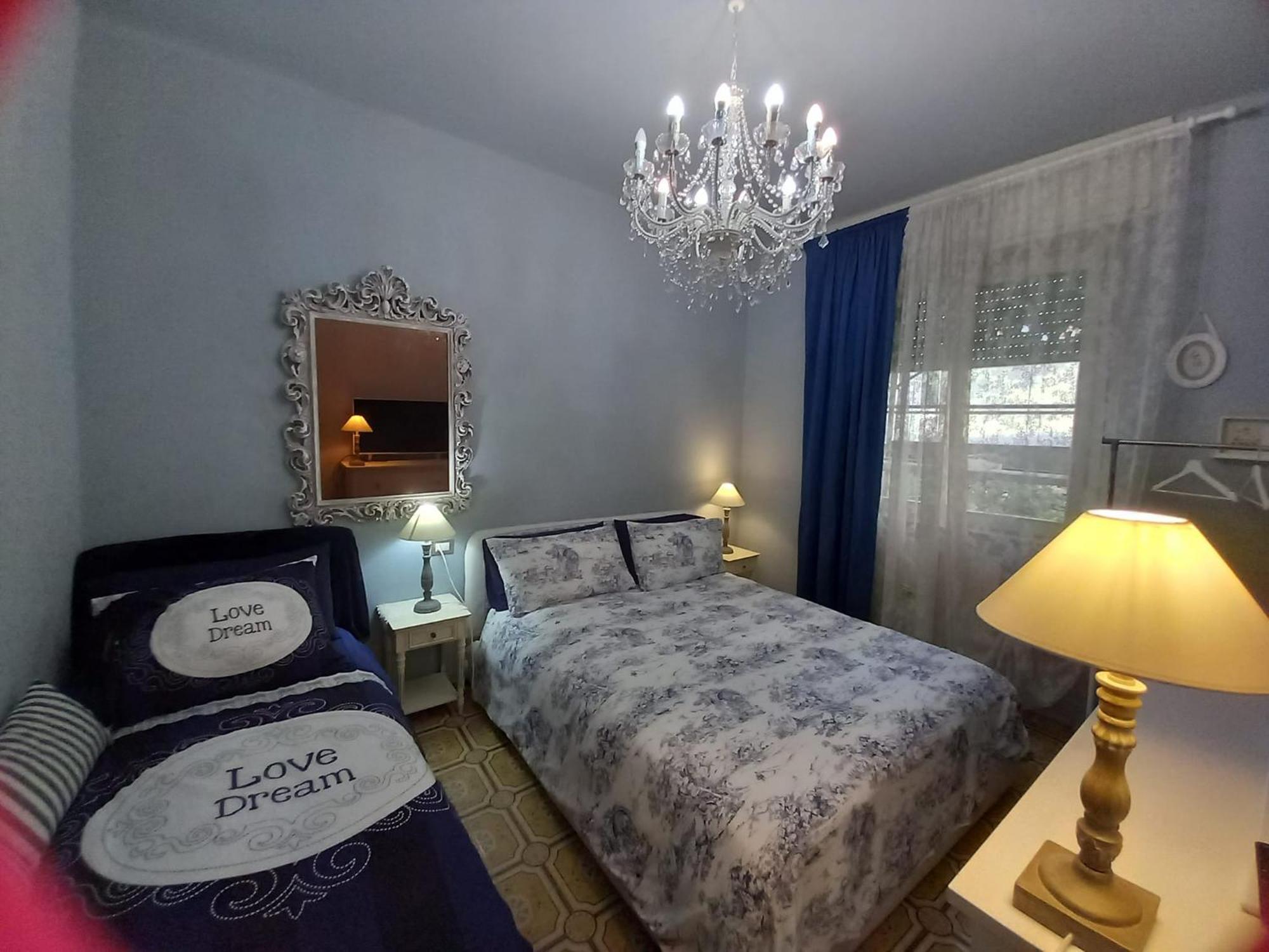 Italian Vintage House Apartment โกโม ภายนอก รูปภาพ