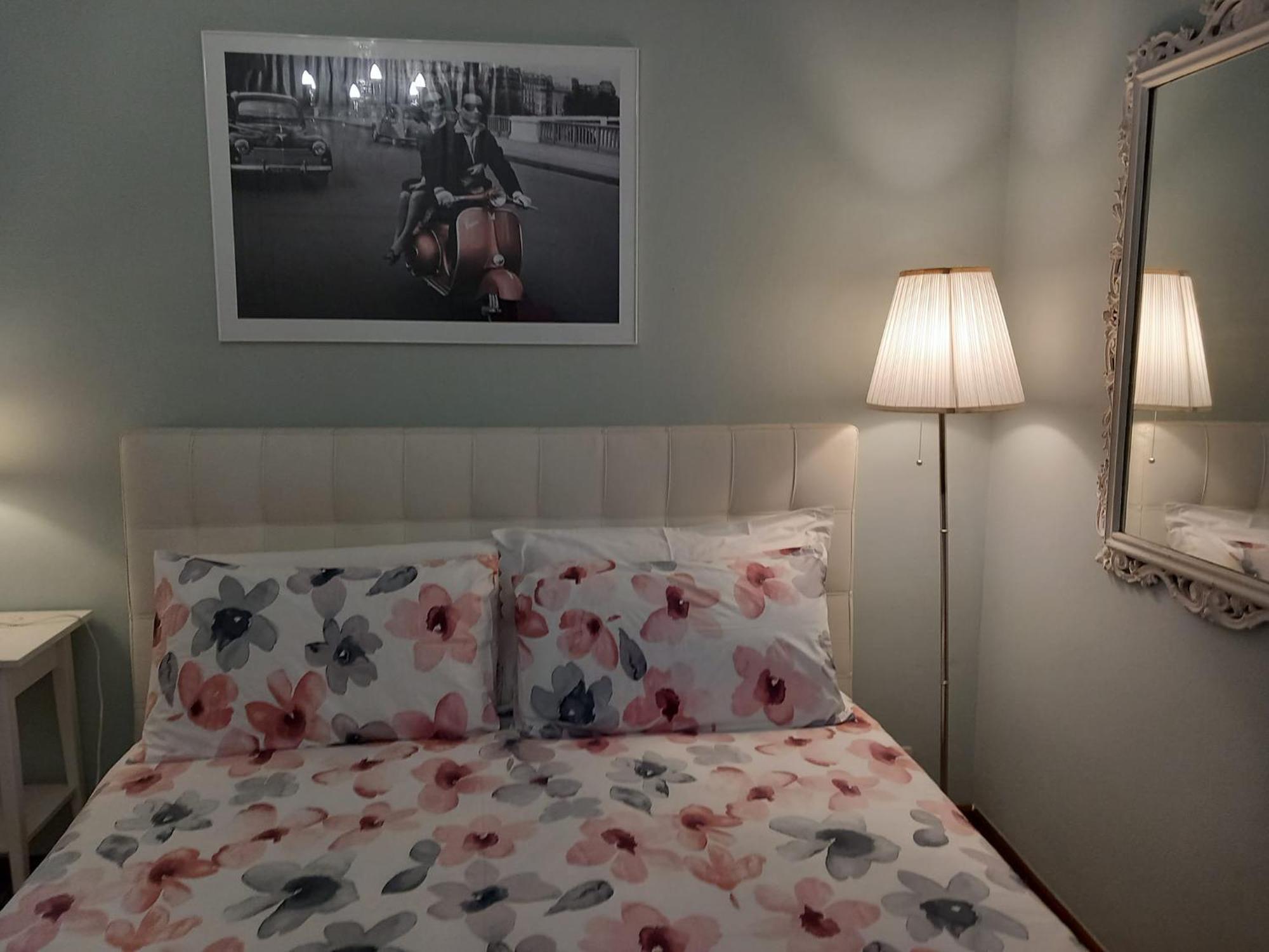 Italian Vintage House Apartment โกโม ภายนอก รูปภาพ