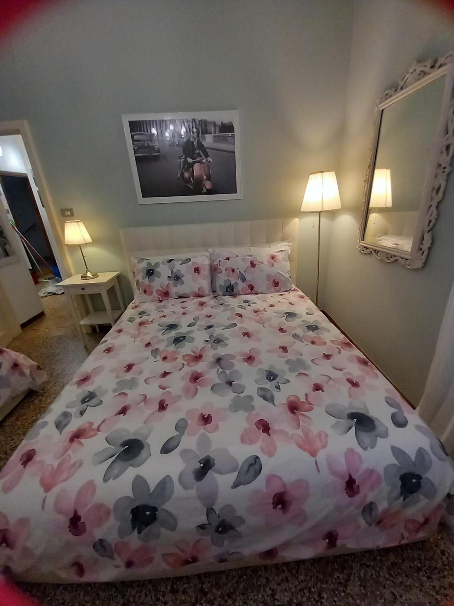 Italian Vintage House Apartment โกโม ภายนอก รูปภาพ
