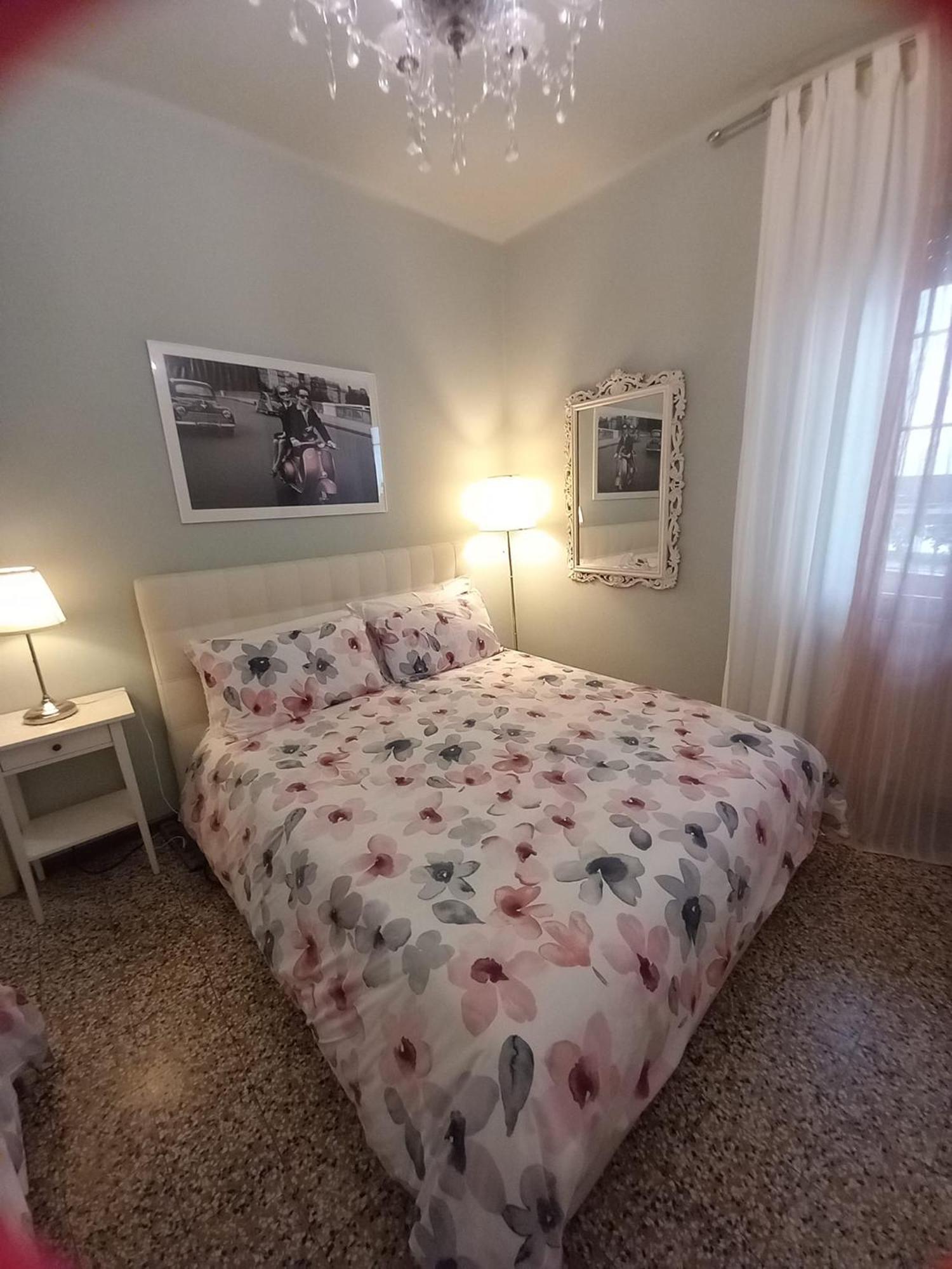 Italian Vintage House Apartment โกโม ภายนอก รูปภาพ