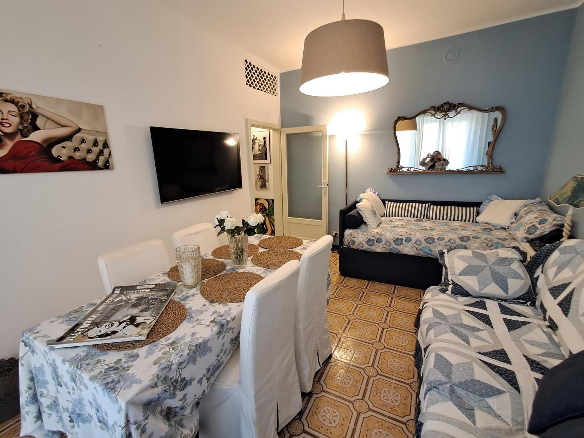 Italian Vintage House Apartment โกโม ภายนอก รูปภาพ